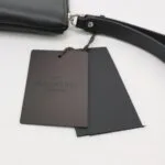 Valentino Garavani Calfskin Logo Clutch — фото 8