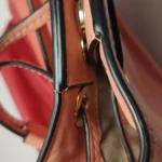 Michael Kors (MK) Calfskin Logo Crossbody — фото 28