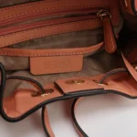 Michael Kors (MK) Calfskin Logo Crossbody — фото 8
