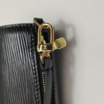 Louis Vuitton Papillon — фото 14