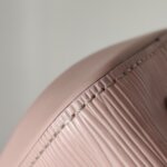 Louis Vuitton Cluny BB — фото 17