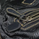 Prada Calfskin Logo Crossbody (Прада) — фото 11