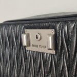 Miu Miu Logo Shoulder Bag — фото 12