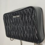 Miu Miu Logo Shoulder Bag — фото 21