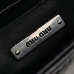 Miu Miu Logo Shoulder Bag — фото 8