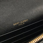 Saint Laurent Envelope VYSL — фото 8