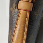 Louis Vuitton Pochette Metis East West S-lock — фото 15