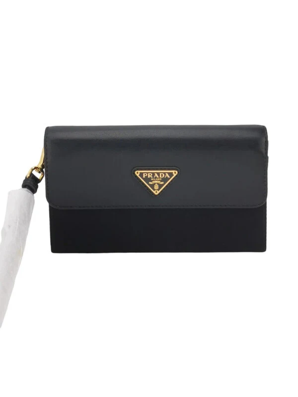 Prada Clutch — продано