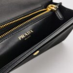 Prada Clutch — фото 7