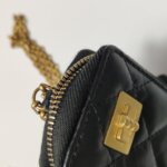 Chanel Shoulder Bag — фото 14