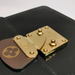 Louis Vuitton Spring Street S-lock — фото 12