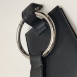 Valentino Garavani Logo Shoulder Bag — фото 14