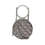 Chanel Quilted Waxed Calfskin CC Crossbody (Шанель) — миниатюра 1