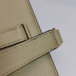 Burberry Title Logo — фото 10