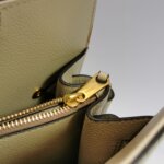 Burberry Title Logo — фото 11