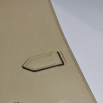 Burberry Title Logo — фото 16