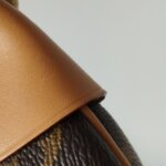 Louis Vuitton Loop Monogram — фото 15