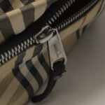 Burberry Belt Bag — фото 12