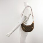 Louis Vuitton Loop Monogram — фото 2