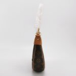 Louis Vuitton Loop Monogram — фото 3