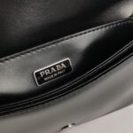 Prada Shoulder Bag — фото 8