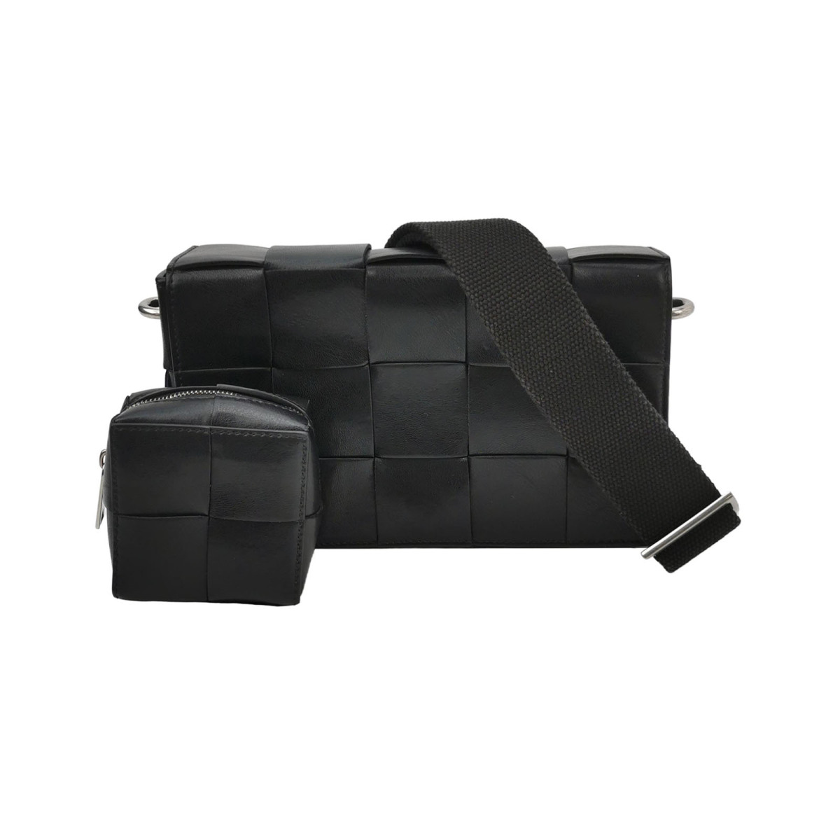 Bottega Veneta Cassette Intreccio — продано