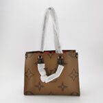 Louis Vuitton Onthego Gaint Monogram — фото 5