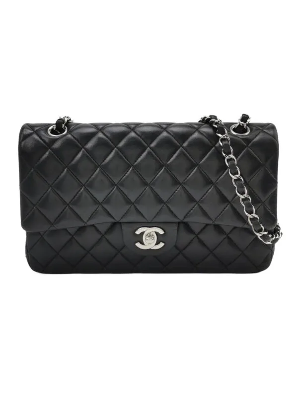 Chanel Classic Flap — продано