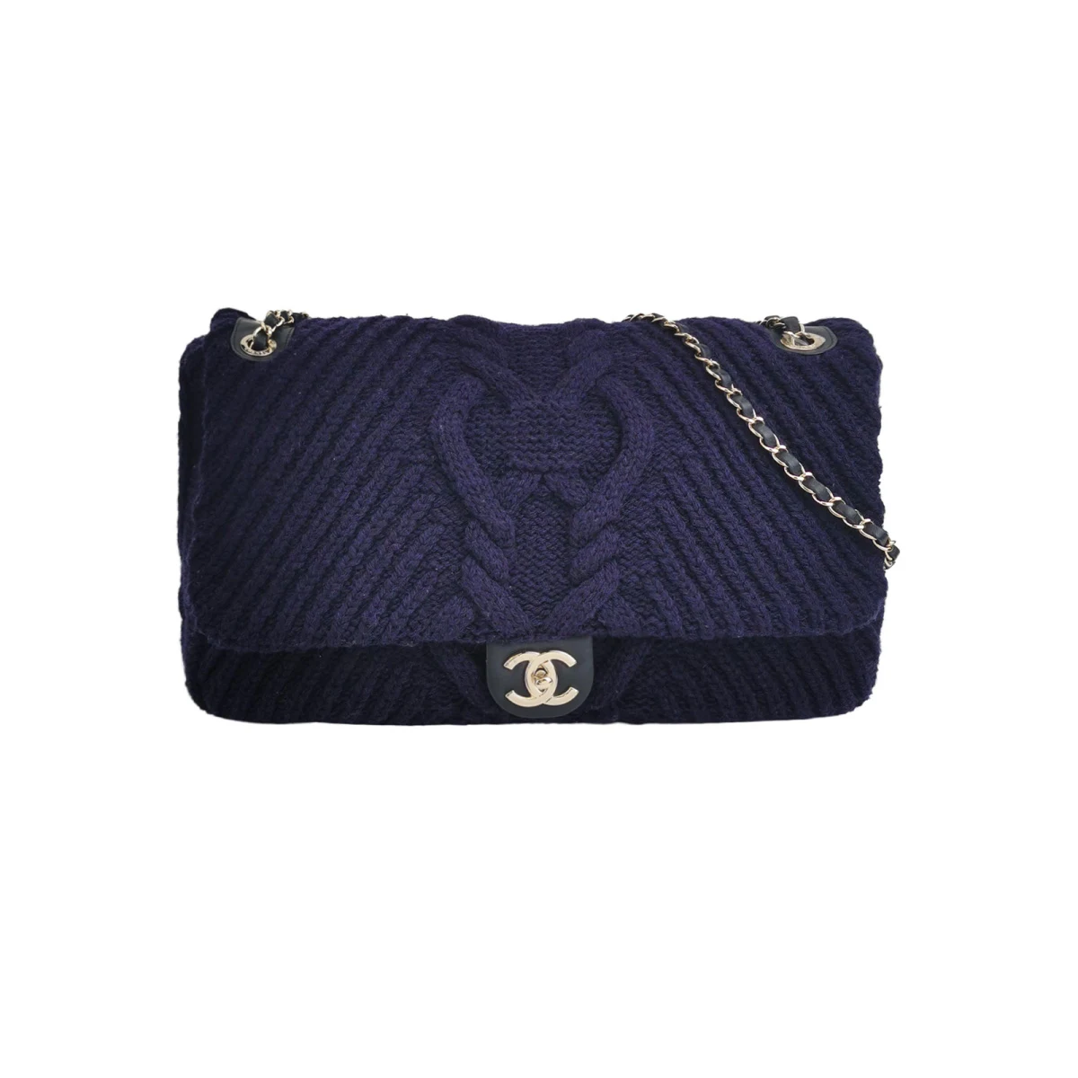 Chanel Flap Bag — продано