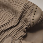 Burberry Logo Shoulder Bag — фото 19