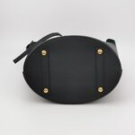 Burberry The Bucket logo — фото 6