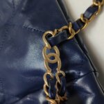 Chanel 22 Bag Logo — фото 12