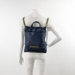 Chanel 22 Bag Logo — фото 2