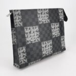 Louis Vuitton Pochette Voyage — фото 3