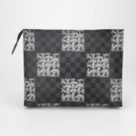 Louis Vuitton Pochette Voyage — фото 4