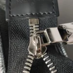Louis Vuitton Pochette Voyage (Луи Виттон) — фото 9