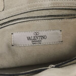Valentino Garavani Calfskin Crossbody — фото 8