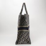 Dior Book Tote Oblique logo — фото 3