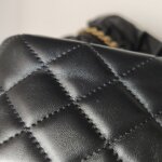 Chanel Classic Flap C — фото 18