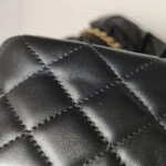 Chanel Classic Flap — фото 18