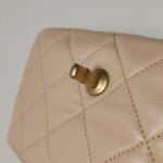 Chanel Flap Bag — фото 9