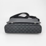 Louis Vuitton District — фото 6