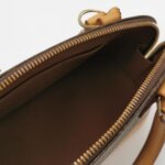 Louis Vuitton Alma BB Monogram — фото 7