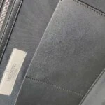 Valentino Garavani Colorblock Calfskin Logo Clutch — фото 10