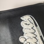 Valentino Garavani Logo Clutch — фото 11