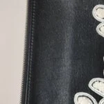 Valentino Garavani Colorblock Calfskin Logo Clutch — фото 23