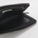 Valentino Garavani Logo Clutch — фото 6