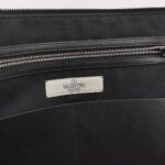 Valentino Garavani Logo Clutch — фото 7