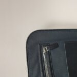 Valentino Garavani Logo Clutch — фото 9