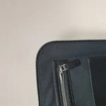 Valentino Garavani Colorblock Calfskin Logo Clutch — фото 9